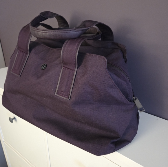 Lululemon Go Getter Large Weekend Bag - Picture 2 of 15
